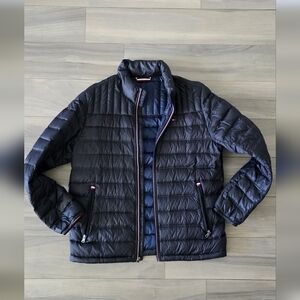 Tommy Hilfiger Men's Medium Size Lightweight Packable Puffer Jacket